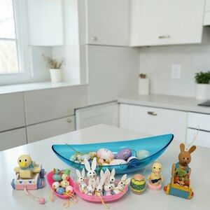Easter Bunny Rabbit Eggs Chicks Ornaments Decor Decoration Lot Includes Dishes